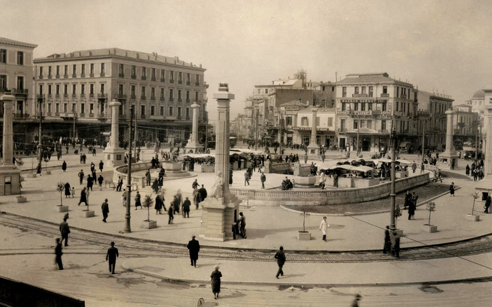 η-αθήνα-τα-σπίτια-της-οι-άνθρωποί-της-2285050