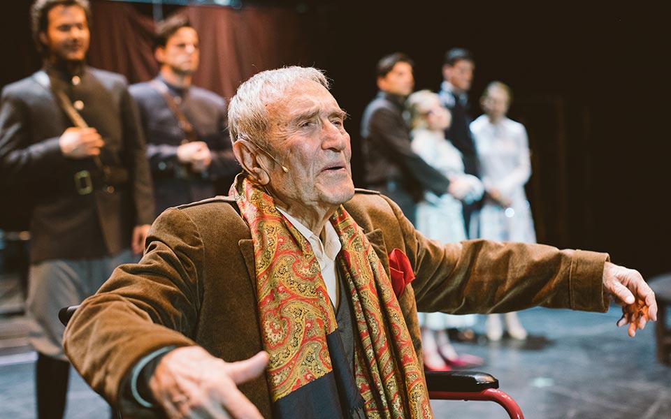 η-γοητεία-των-αντικατοπτρισμών-2285408