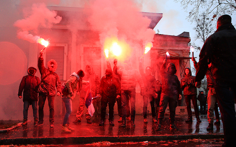 επιθέσεις-σε-ρωσικά-κτίρια-στην-ουκρα-2285797