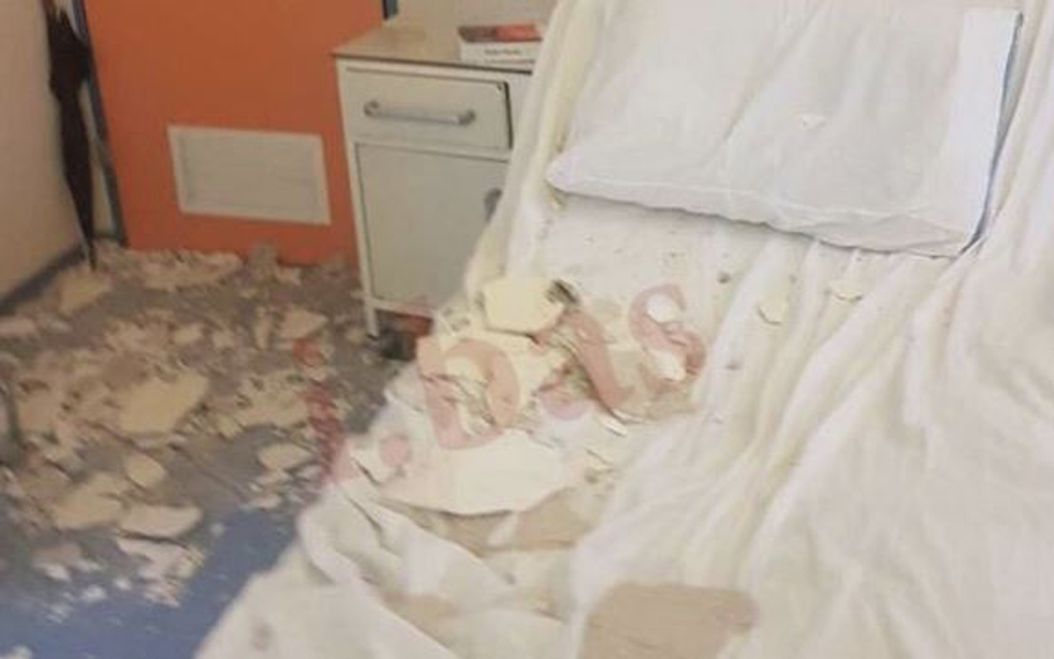 ποεδην-επεσε-το-ταβάνι-στο-νοσοκομείο-2282791