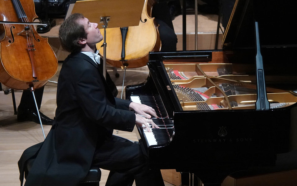 υποδειγματικές-ερμηνείες-από-πλετνι-2286373