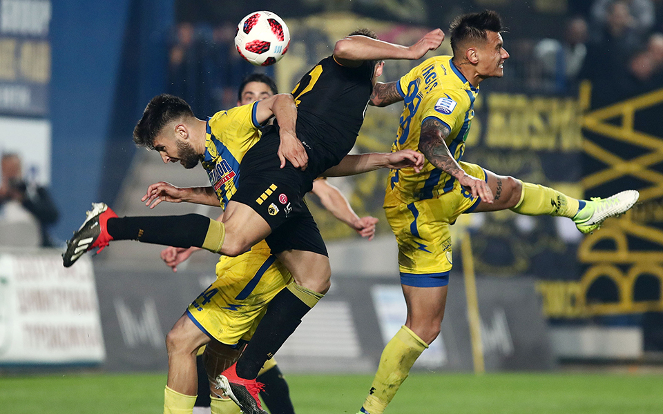 ηττα-για-την-αεκ-2-1-με-τον-παναιτωλικό-2285645