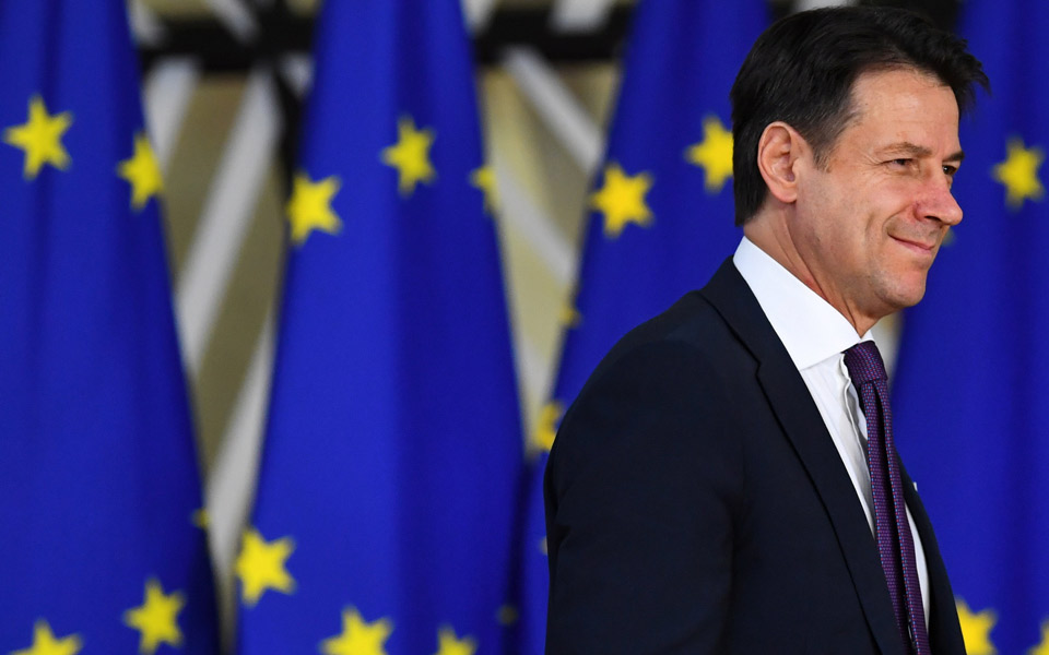 εμμένει-προς-το-παρόν-στο-στόχο-για-το-έ-2285882