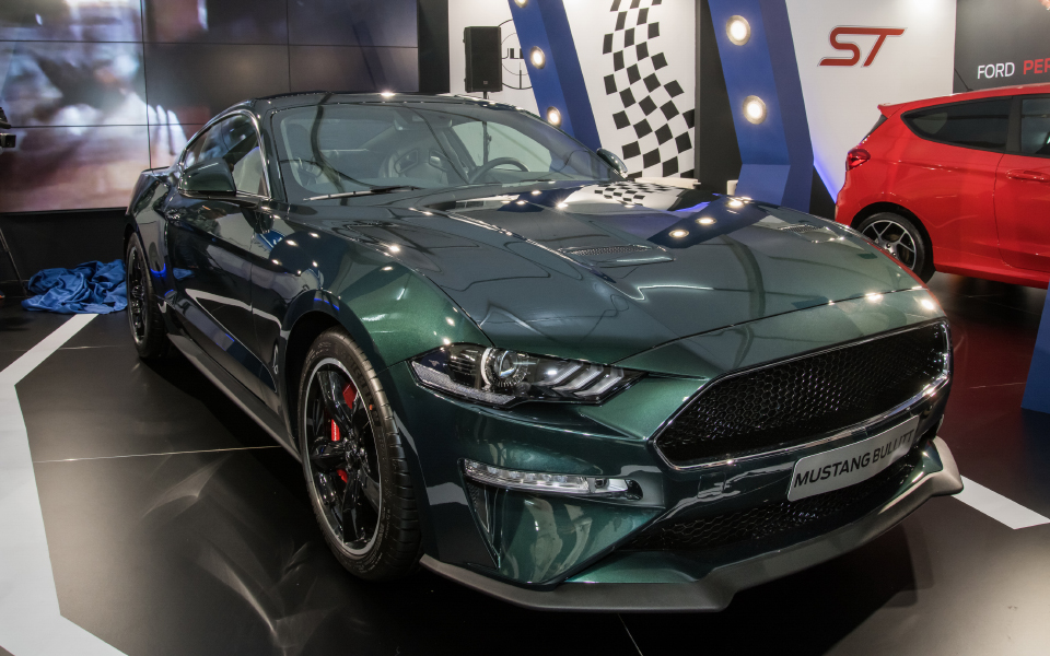 εντυπωσιάζουν-τα-ford-focus-active-και-mustang-bullitt-2283711