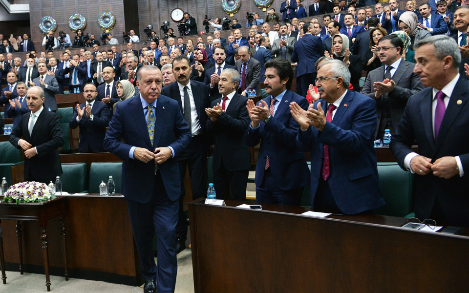 ερντογάν-καλεί-ρωσία-και-ουκρανία-να-λ-2285932