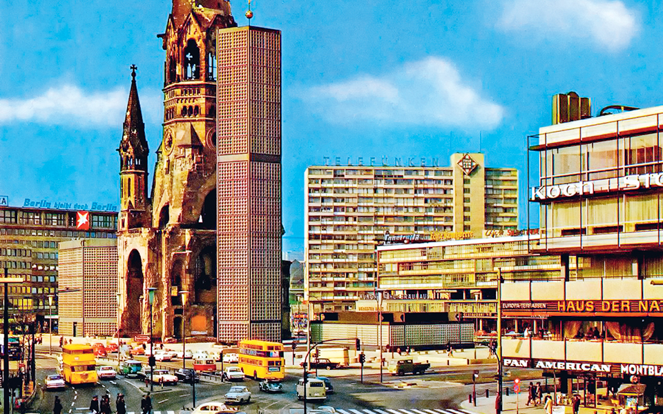 στη-γερμανία-του-20ού-αιώνα-2285981