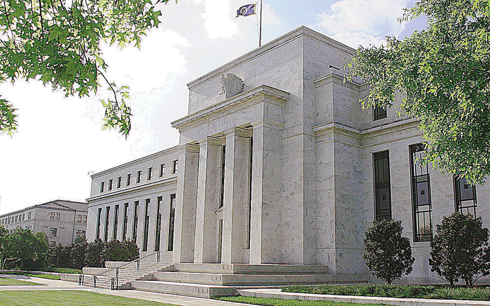 η-προοπτική-αύξησης-των-επιτοκίων-ενι-2282935