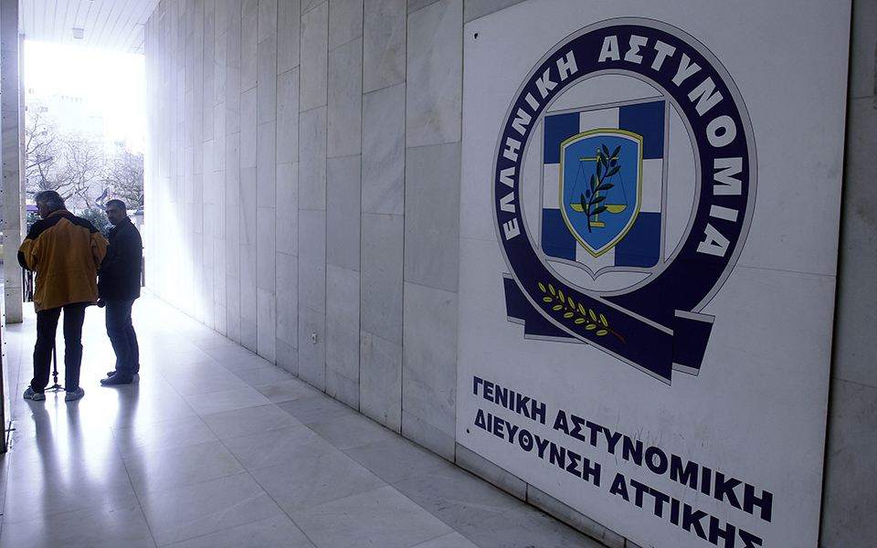 κολωνός-αναγνώρισε-ακόμη-τρεις-άνδρε-2283395