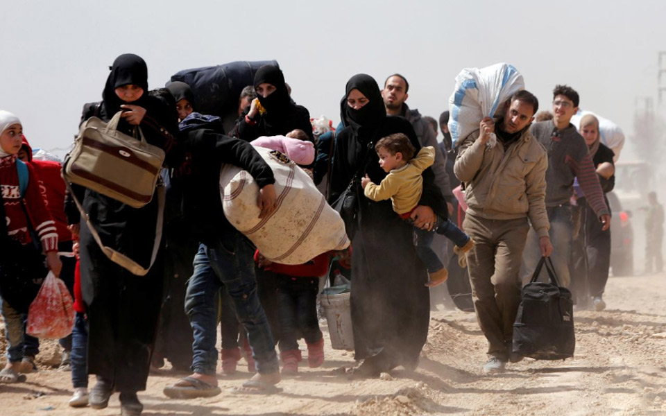 εκατοντάδες-γυναίκες-και-παιδιά-εγκλ-2284124