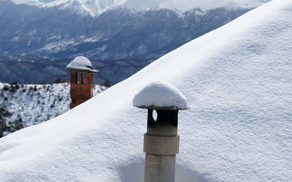 χιονίζει-στα-ορεινά-του-νομού-τρικάλω-2286260