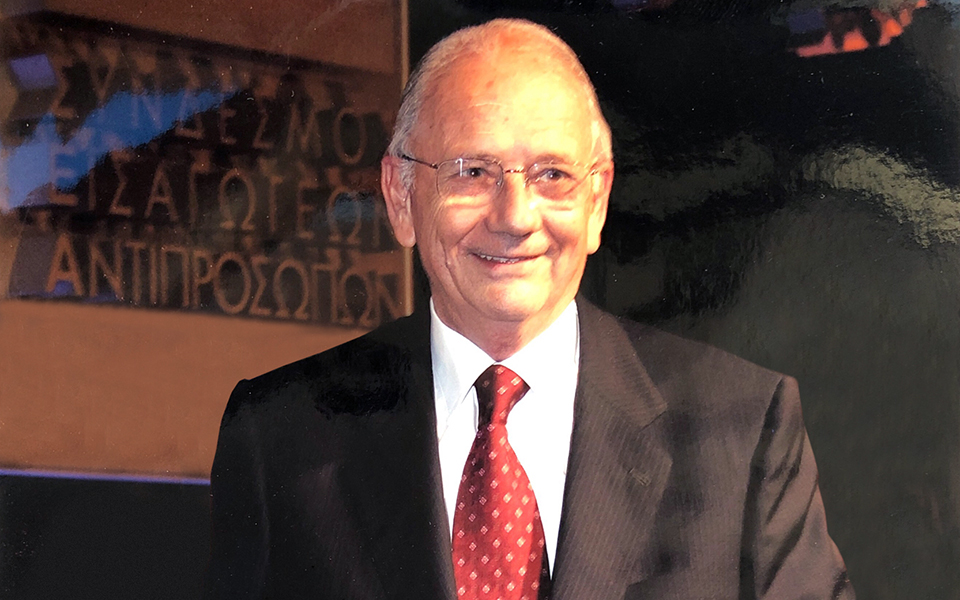 ο-μανώλης-κοντέλλης-έφυγε-όπως-έζησε-2286738