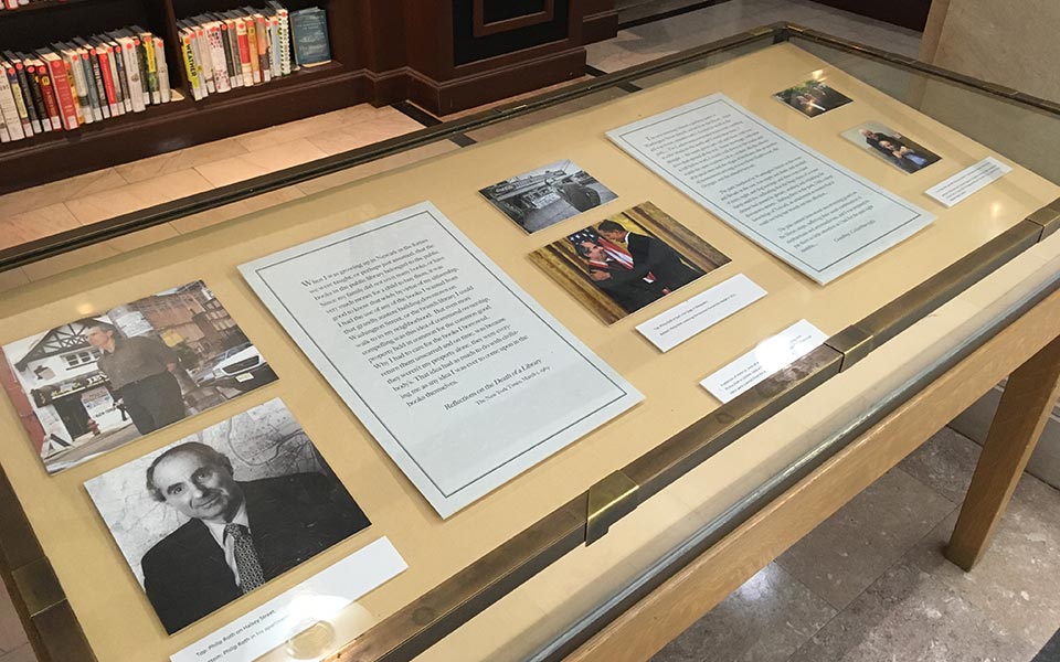 στο-φως-η-κληρονομιά-του-φίλιπ-ροθ-2287528