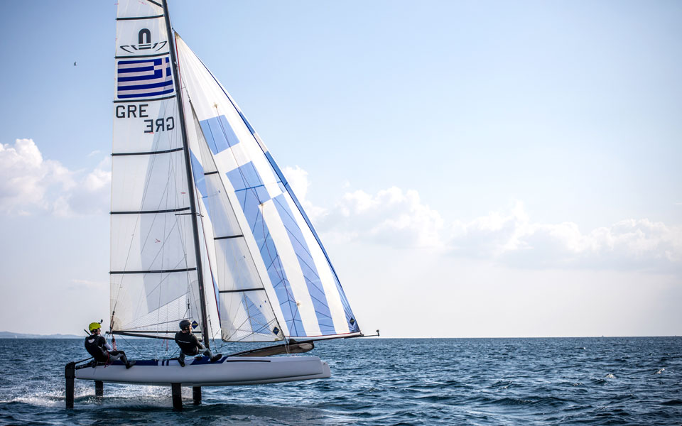 για-να-μείνεις-στην-κορυφή-πρέπει-συνε-2288624