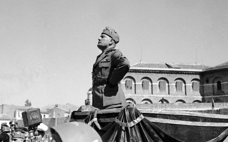 ο-ευπώλητος-μπενίτο-μουσολίνι-2288396