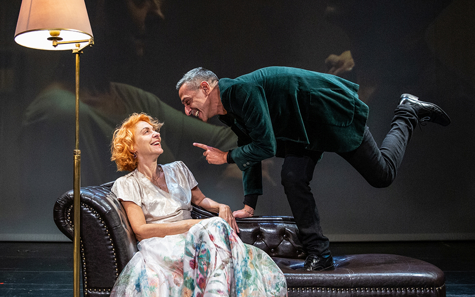 μεταξύ-βαλς-φοξ-τροτ-και-ζωής-2288446