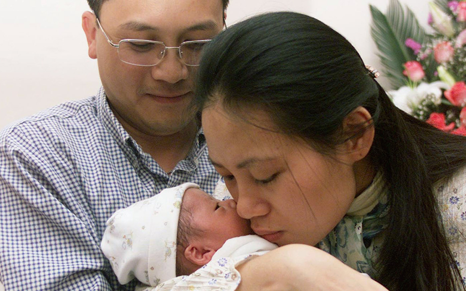 αναλγητικό-για-τα-μωρά-το-απαλό-χάδι-2289908