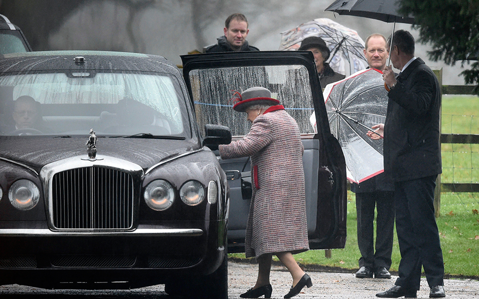 για-να-παρηγορούμαστε-οι-eλληνες-2291284