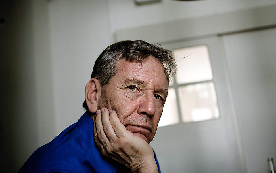 αμος-οζ-η-φωνή-της-συνύπαρξης-2291409