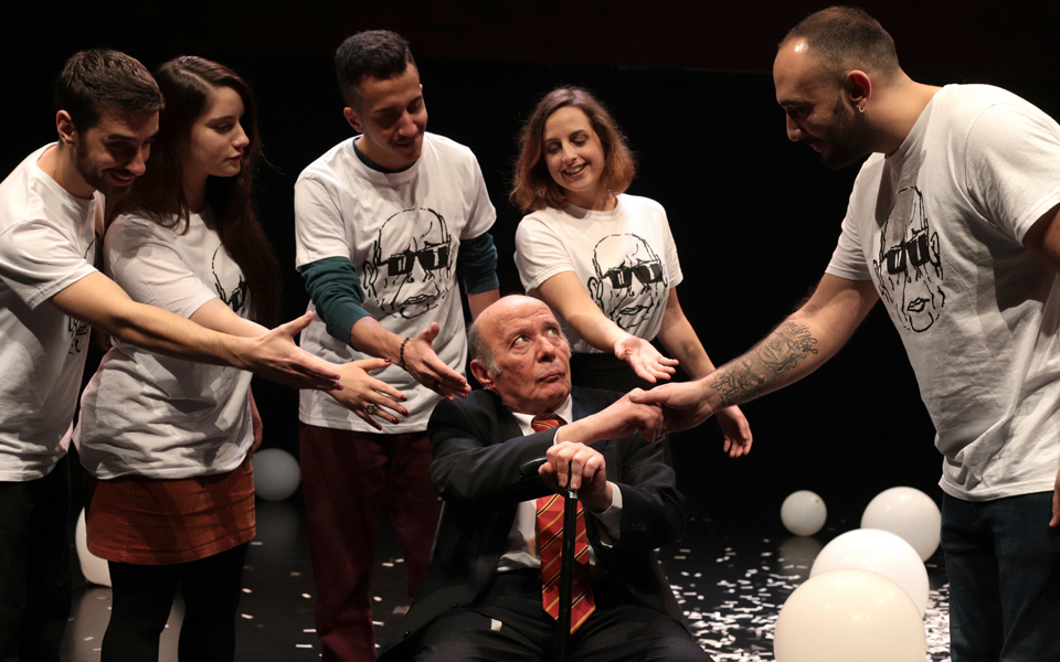 ως-ψυχές-οι-ελληνες-έχουν-ηττηθεί-2289153