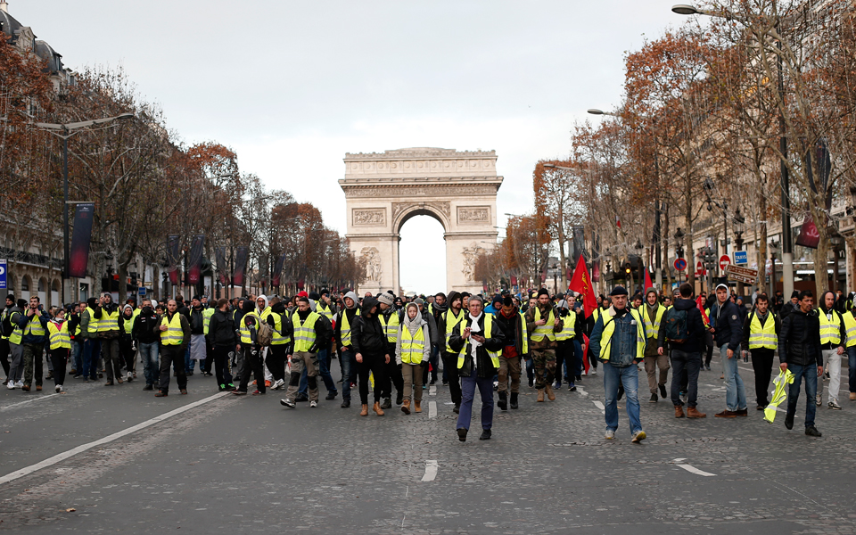 εχουν-τα-κίτρινα-γιλέκα-αριστερό-πρ-2289423