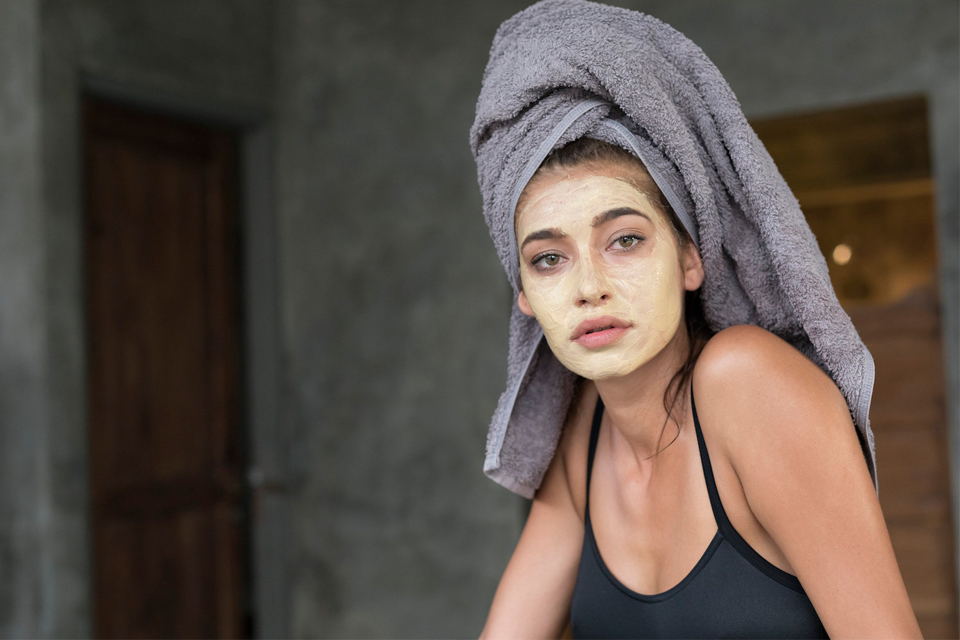 γίνε-όμορφη-με-μια-σπιτική-μάσκα-μπανά-2289164