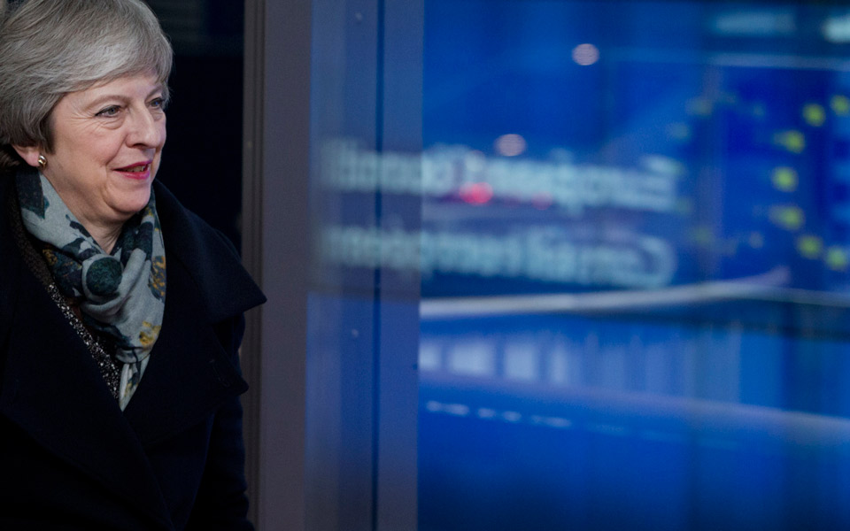 τουσκ-σε-μέι-η-εε-θέλει-να-βοηθήσει-αλ-2288527