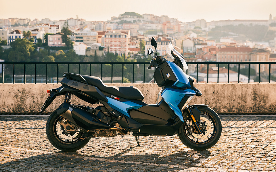 έφθασαν-τα-πρώτα-scooter-bmw-c-400x-στην-ελληνική-αγό-2290043