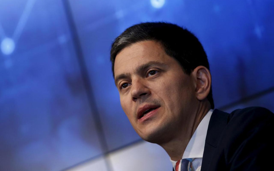 ντ-μίλιμπαντ-στη-guardian-για-το-καλό-της-βρε-2291048