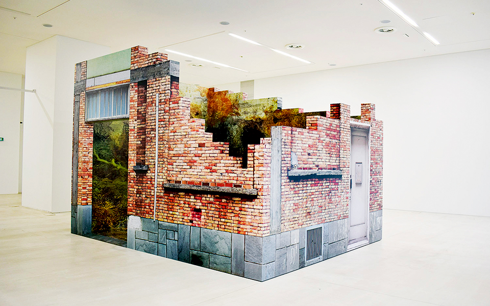 εικαστική-μπαλάντα-για-τα-ερείπια-του-2287358