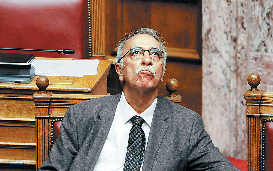 η-αβάσταχτη-ελαφρότητα-της-ιδεολογία-2290410