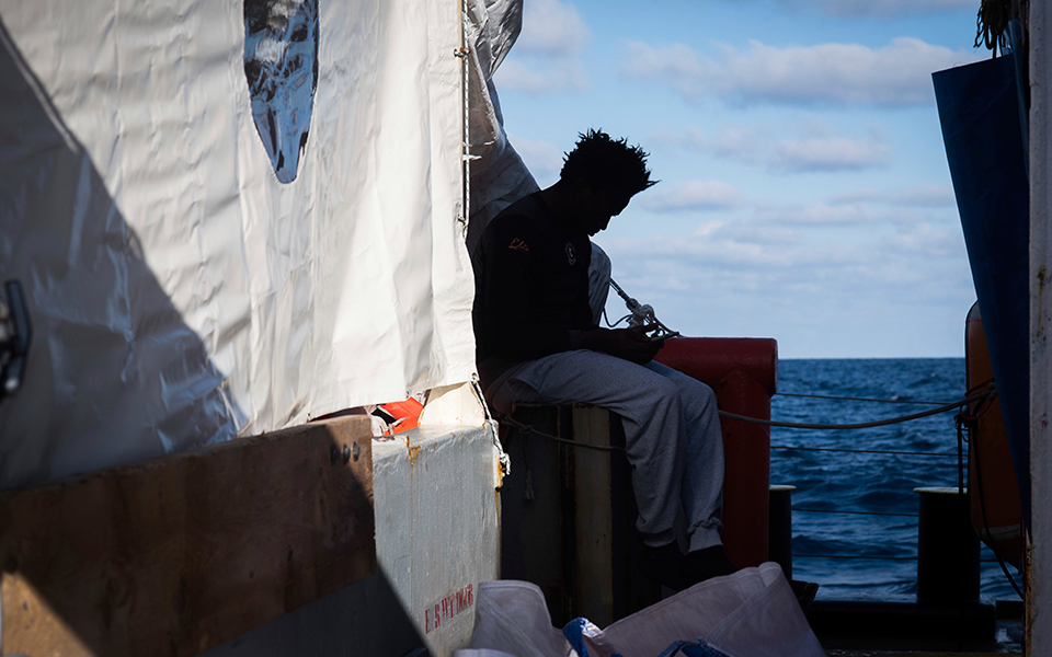 για-6η-μέρα-πλέει-στη-μεσόγειο-το-πλοίο-2291125