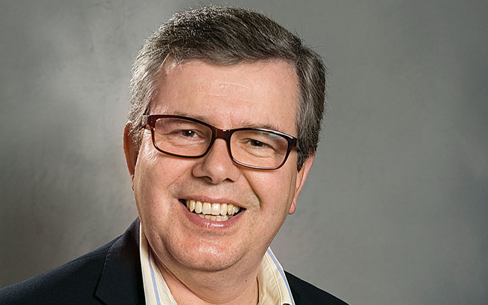 κέβιν-φέδερστοουν-στην-κ-ο-λαϊκισμό-2289404