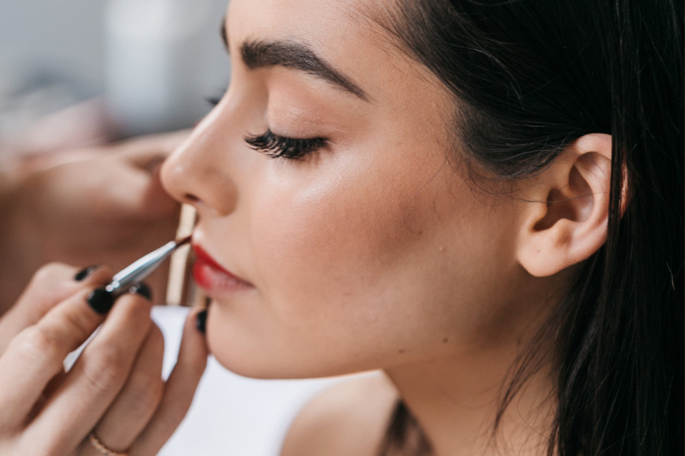 πώς-να-φορέσεις-σωστά-το-κόκκινο-κραγι-2287630