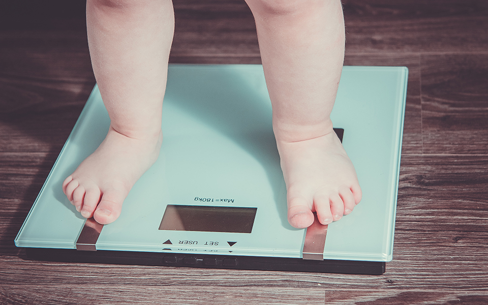 ελληνόπουλα-τα-πιο-παχύσαρκα-παιδιά-σ-2286833