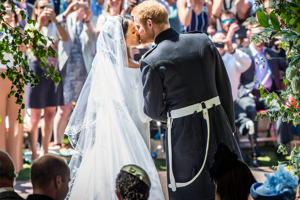 η-ρομαντική-φωτογραφία-από-τον-γάμο-το-2289176