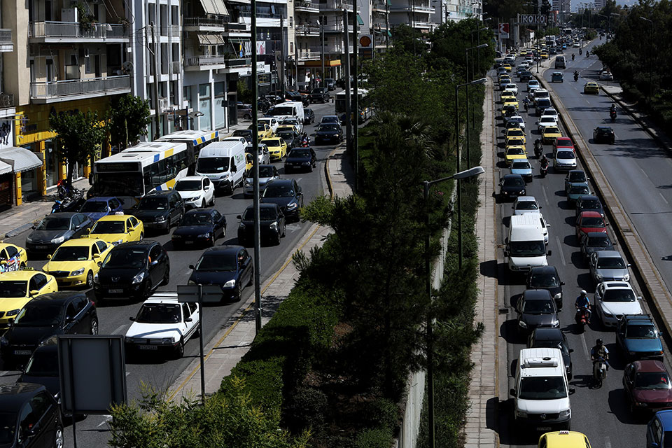 ταλαιπωρία-για-τους-οδηγούς-στους-δρό-2293384