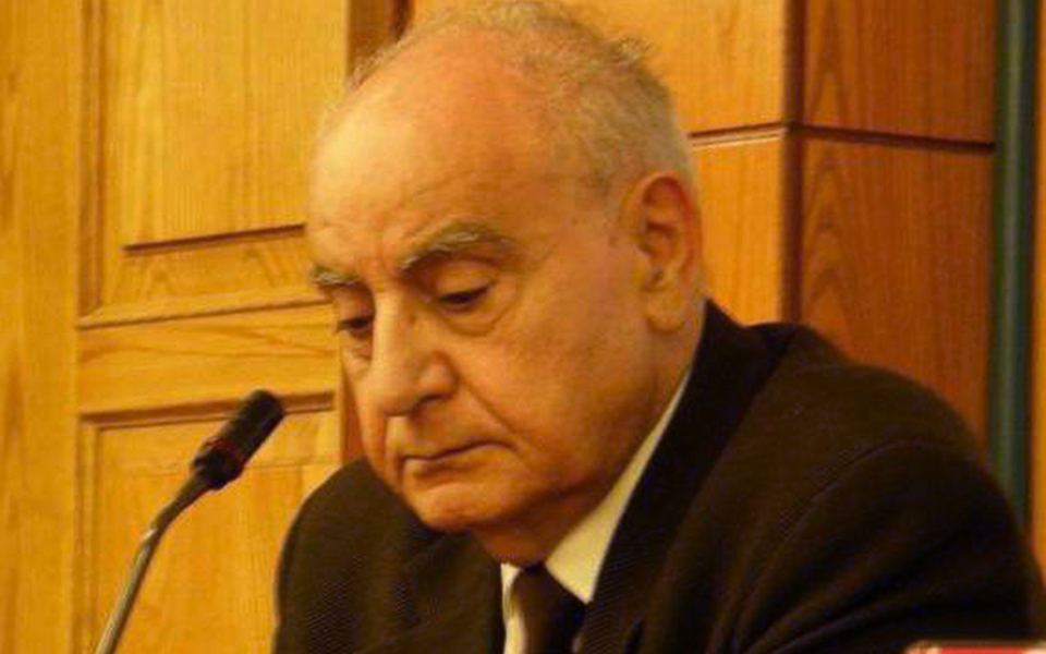 ο-φιλόλογος-φ-κακριδής-που-δεν-ήταν-κλ-2292961