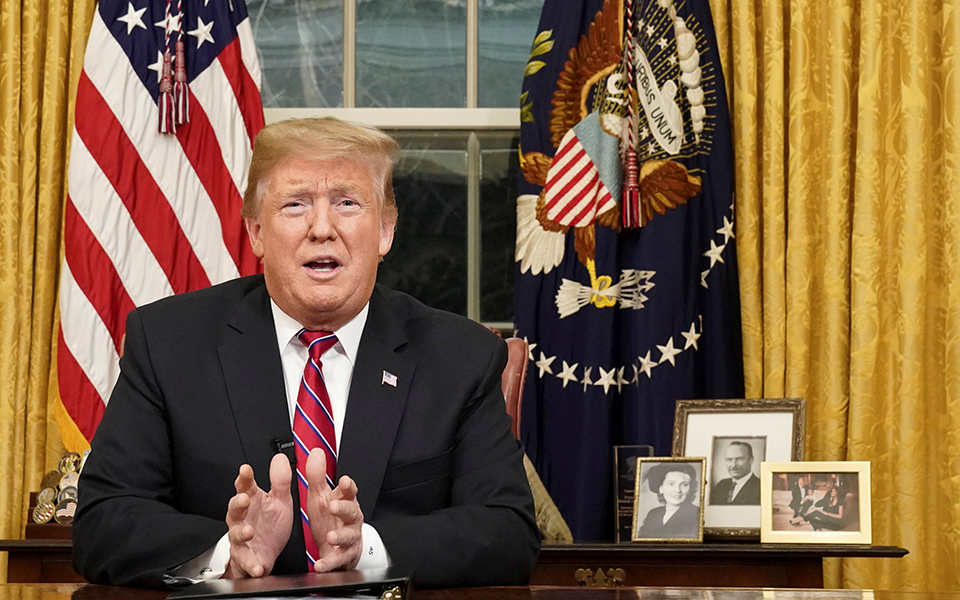 κονδύλια-για-το-τείχος-απαίτησε-ο-τραμ-2292894