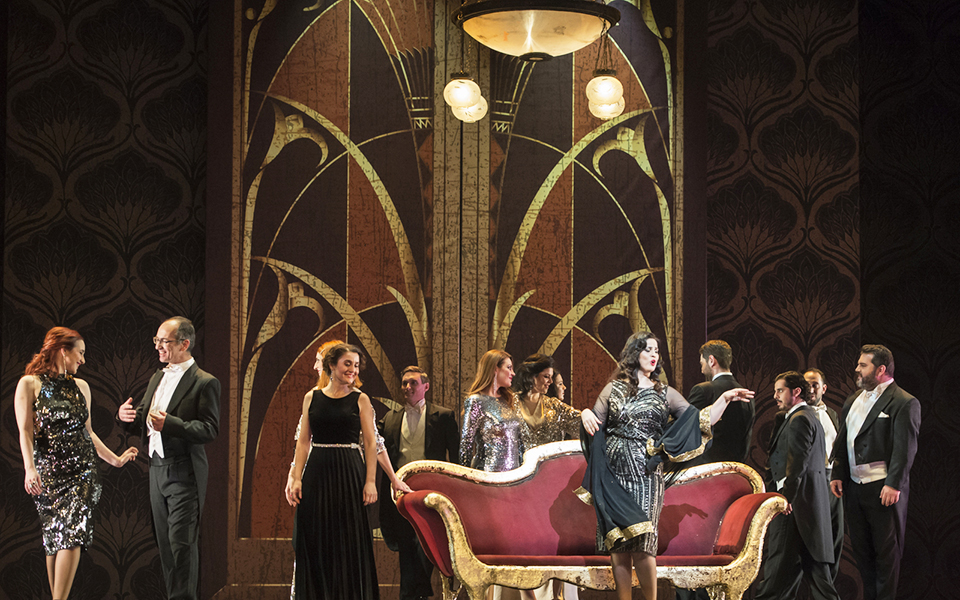 ενας-ευφρόσυνος-βαφτιστικός-ως-εθν-2293169