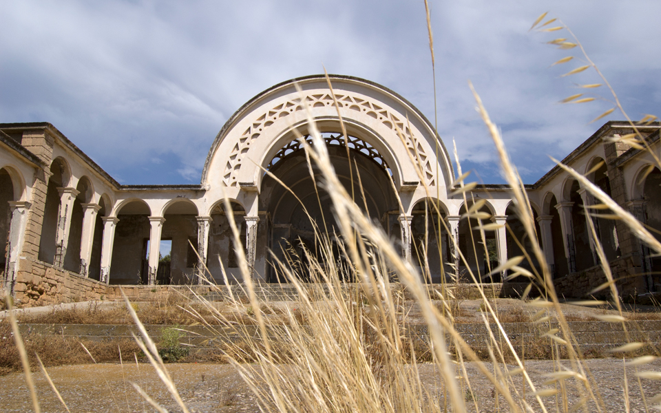 εκθεση-φωτογραφίας-για-την-εγκατάλει-2296434