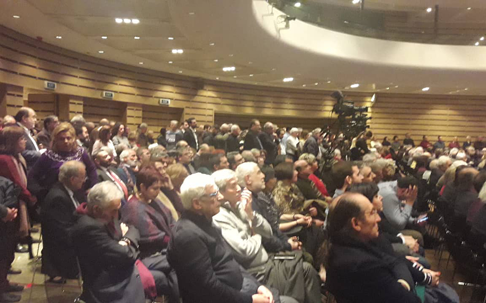 στο-μέγαρο-μουσικής-ο-τέρενς-κουίκ-στι-2293855