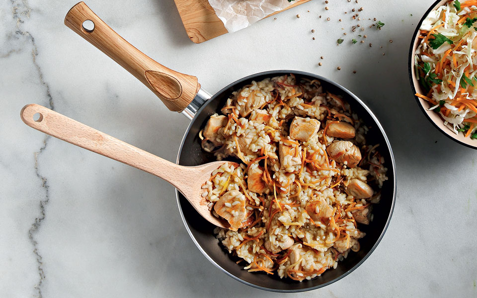 κοτόπουλο-με-ρύζι-και-τραγανό-φιδέ-σαν-2292229