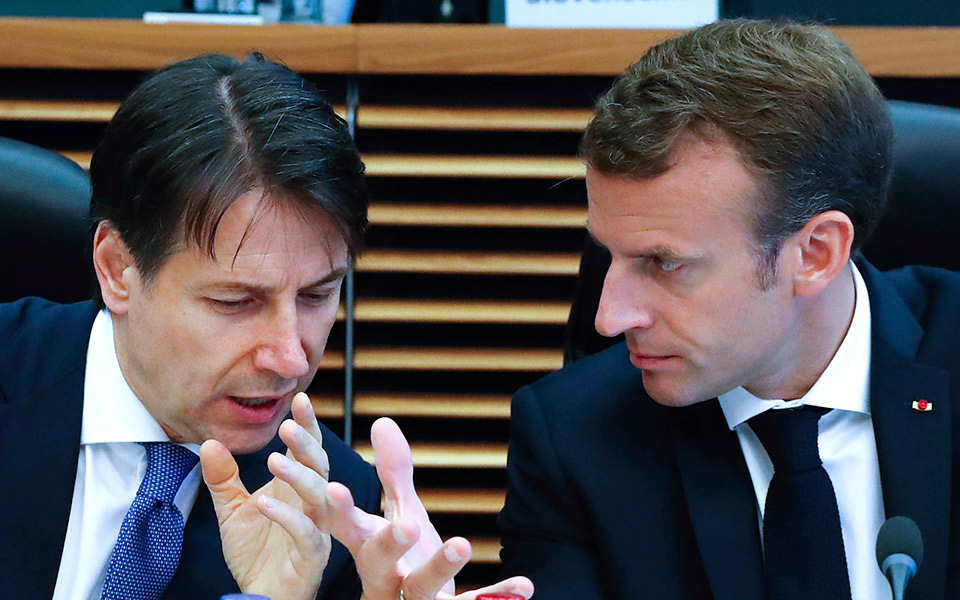 ανταμ-τουζ-το-έτος-που-η-ευρωζώνη-απέτυ-2296506