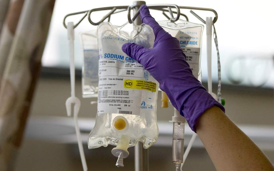 οι-γυναίκες-αντιδρούν-πιο-καλά-στη-θερ-2293900