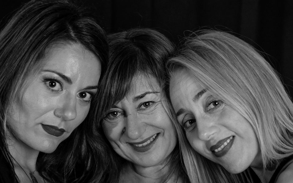 άρια-λίτσα-παρασκευάκη-στελλίνα-ιωα-2295390