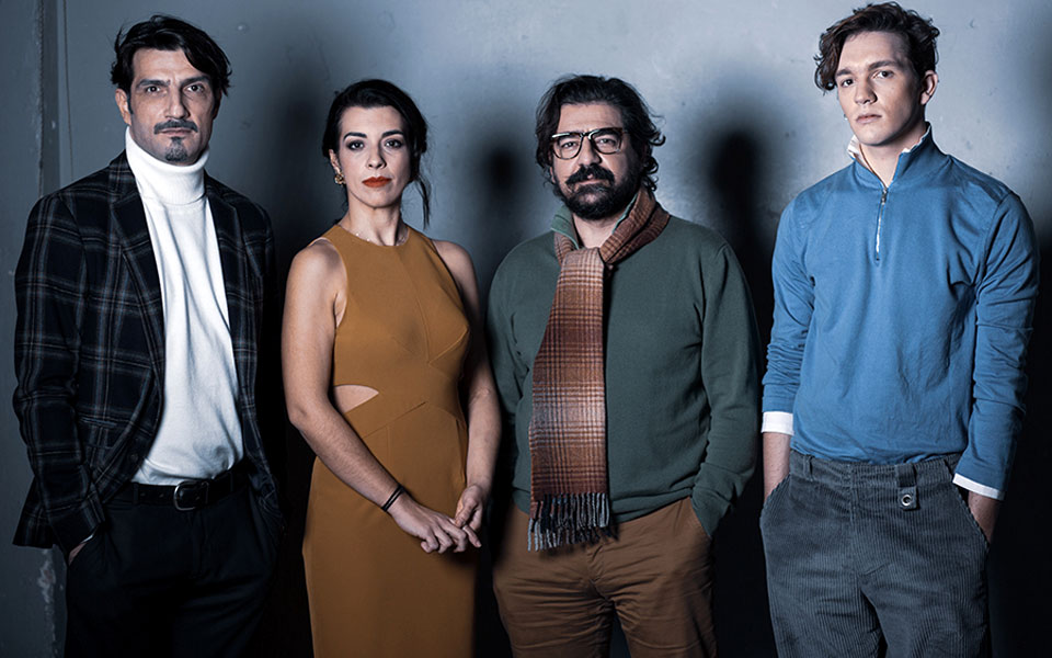 η-γίδα-ή-ποια-είναι-η-σύλβια-στο-θέατ-2293960