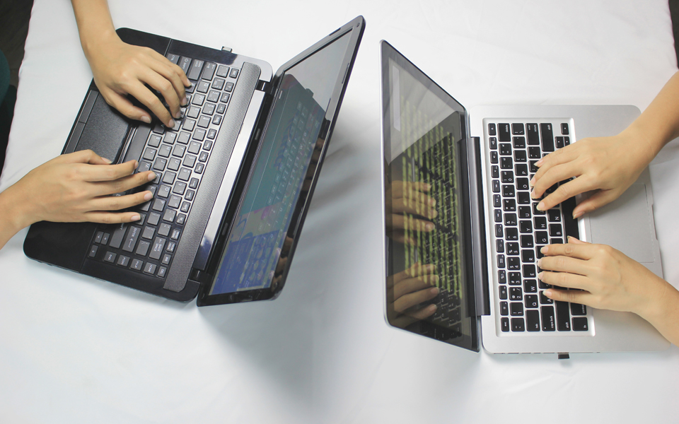 πλαστή-καθημερινότητα-2292022