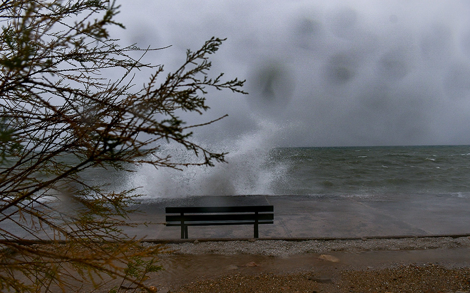 επιδείνωση-του-καιρού-με-ισχυρές-βροχ-2296395
