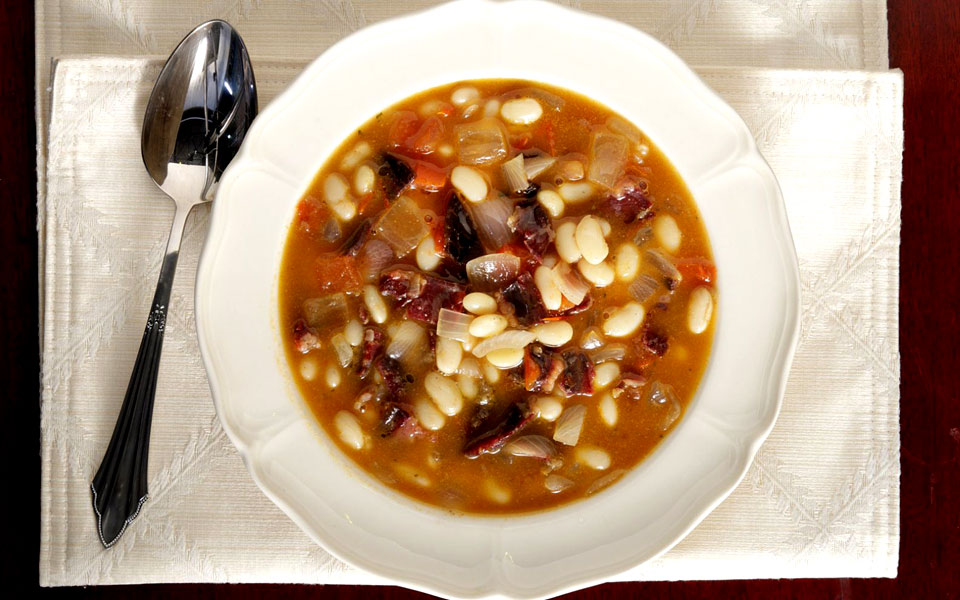 δεν-χύλωσε-η-φασολάδα-2294727