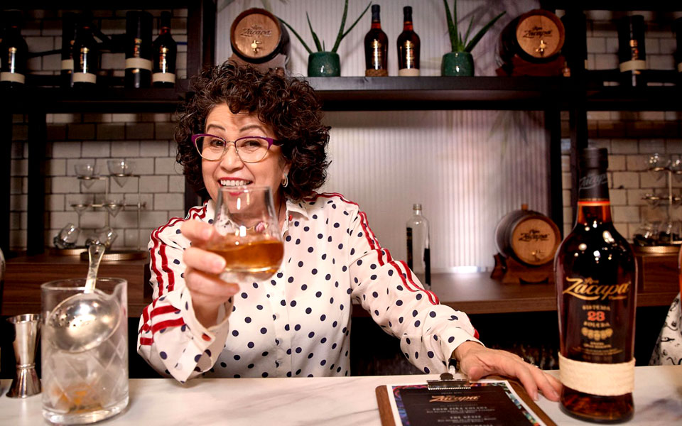 lοrena-vasquez-η-απόσταξη-δεν-είναι-μαθηματική-ε-2294720